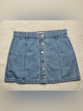 Forever 21 Denim Jeans Button up skirt Size 30